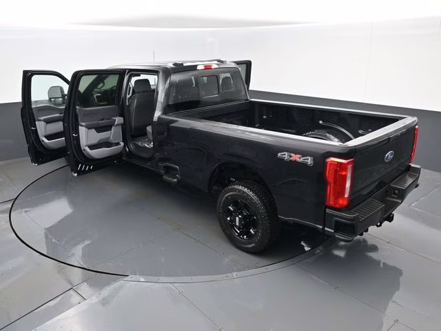 2026 Black Metallic Ford Super Duty F-250 SRW XL 4X4 Truck