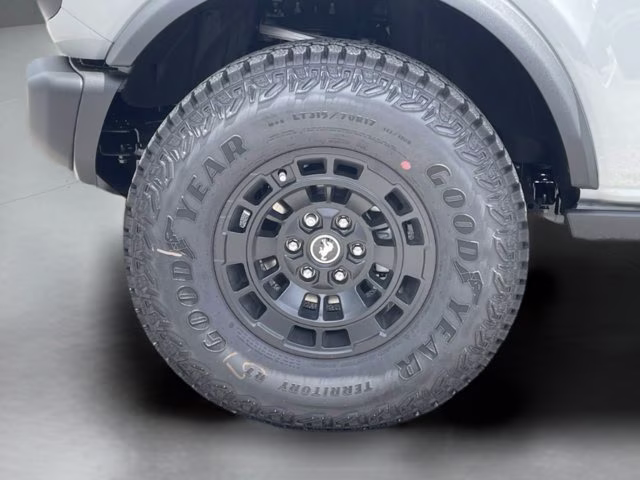 2026 Avalanche Gray Ford Bronco Big Bend 4X4 Convertible