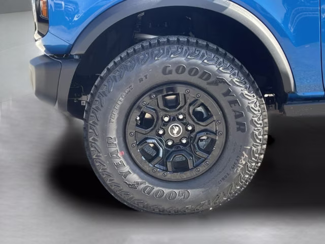2026 Velocity Blue Metallic Ford Bronco Big Bend 4X4 Convertible