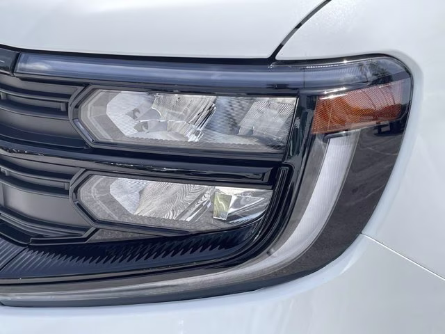 2027 Star White Metallic Tri-Coat Ford Expedition Active RWD SUV