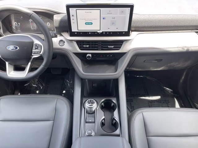 2026 Star White Metallic Tri-Coat Ford Explorer Active RWD SUV