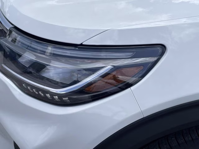 2026 Star White Metallic Tri-Coat Ford Explorer Active RWD SUV