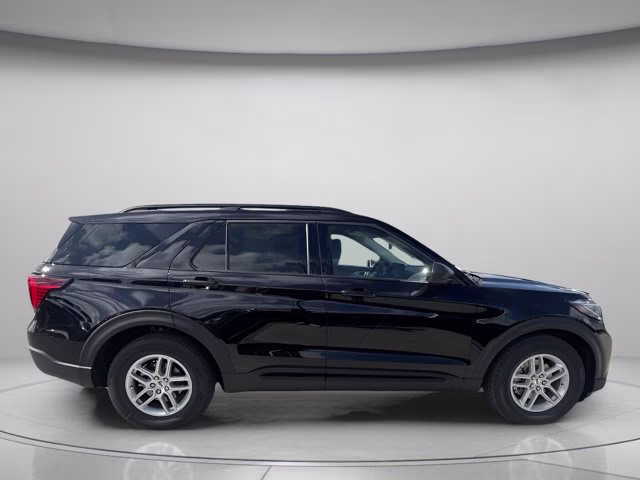 2026 Agate Black Metallic Ford Explorer Active RWD SUV
