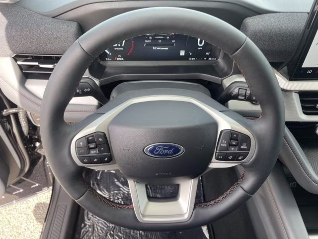2026 Agate Black Metallic Ford Explorer Active RWD SUV