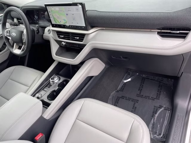 2026 Star White Metallic Tri-Coat Ford Explorer Active RWD SUV