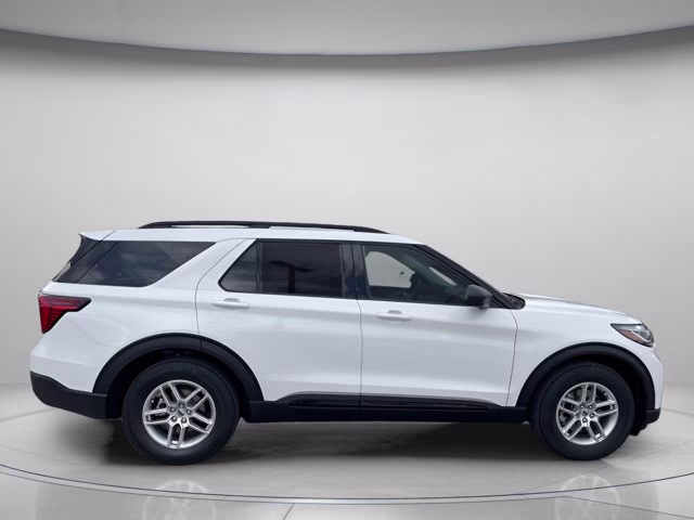 2026 Star White Metallic Tri-Coat Ford Explorer Active RWD SUV