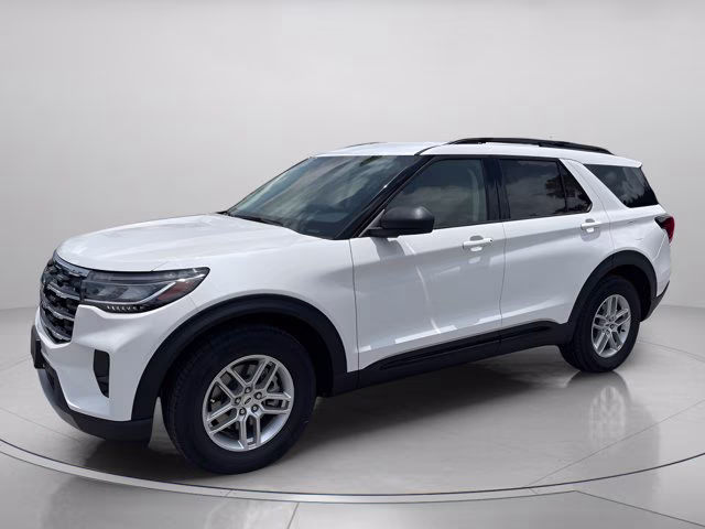 2026 Star White Metallic Tri-Coat Ford Explorer Active RWD SUV