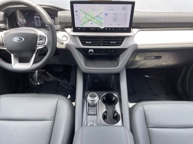 2026 Star White Metallic Tri-Coat Ford Explorer Active RWD SUV