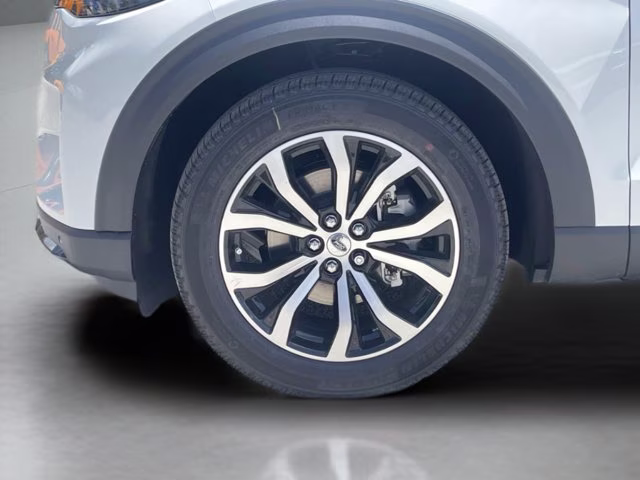 2026 Star White Metallic Tri-Coat Ford Explorer ST-Line RWD SUV