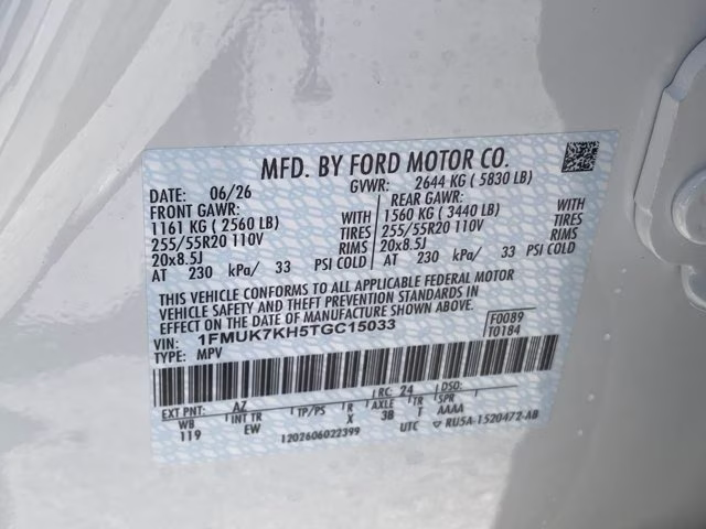 2026 Star White Metallic Tri-Coat Ford Explorer ST-Line RWD SUV