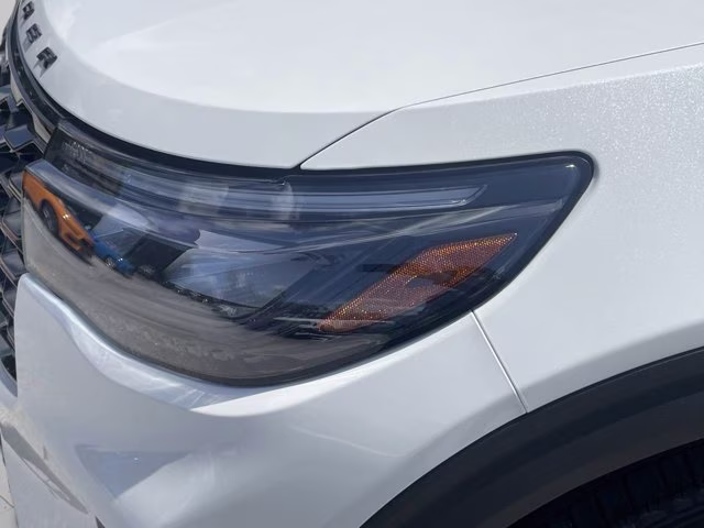 2026 Star White Metallic Tri-Coat Ford Explorer ST-Line RWD SUV