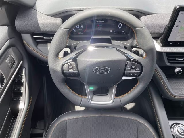 2026 Agate Black Metallic Ford Explorer Tremor 4X4 SUV