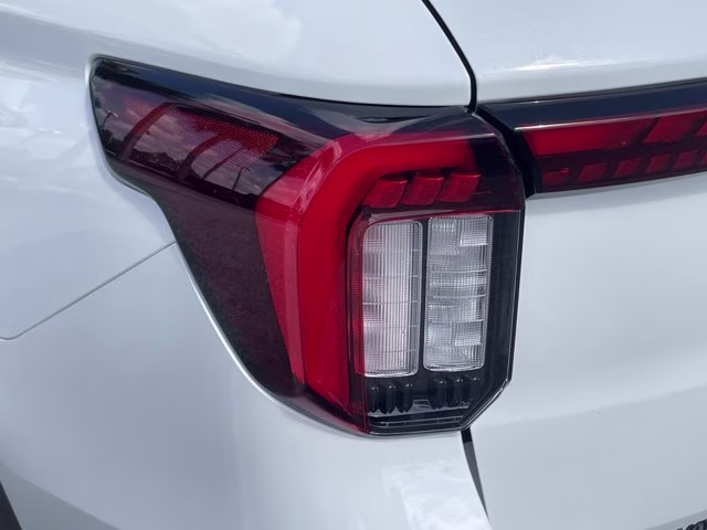 2026 Star White Metallic Tri-Coat Ford Explorer ST 4X4 SUV