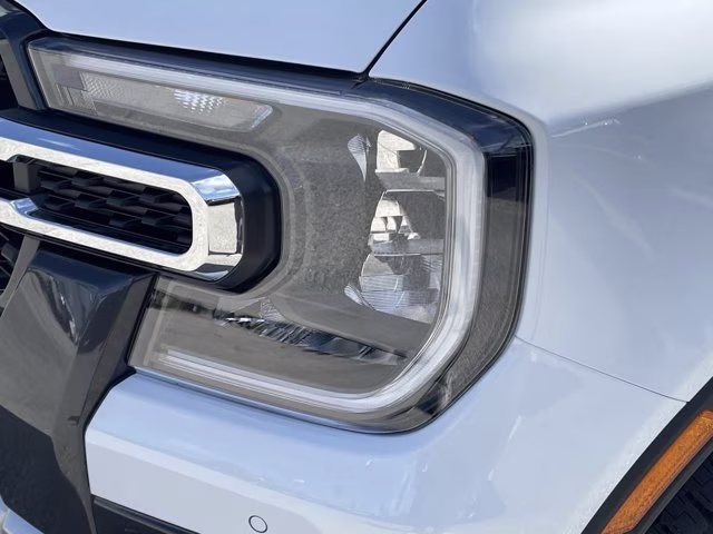 2026 Oxford White Ford Ranger Lariat 4X4 Truck
