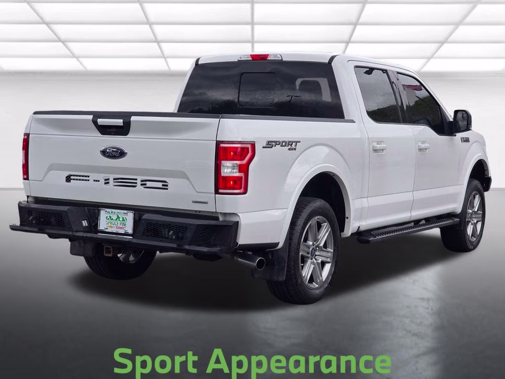 2018 Oxford White Ford F-150 XLT 4X4 Truck