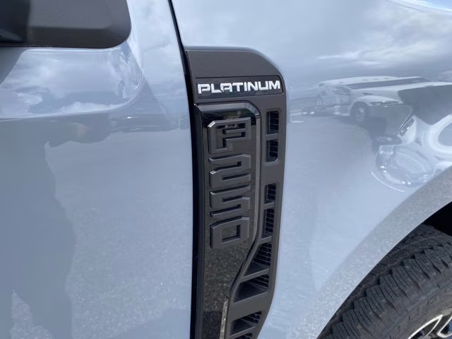 2026 Glacier Gray Metallic Tri-Coat Ford Super Duty F-250 SRW Platinum 4X4 Truck