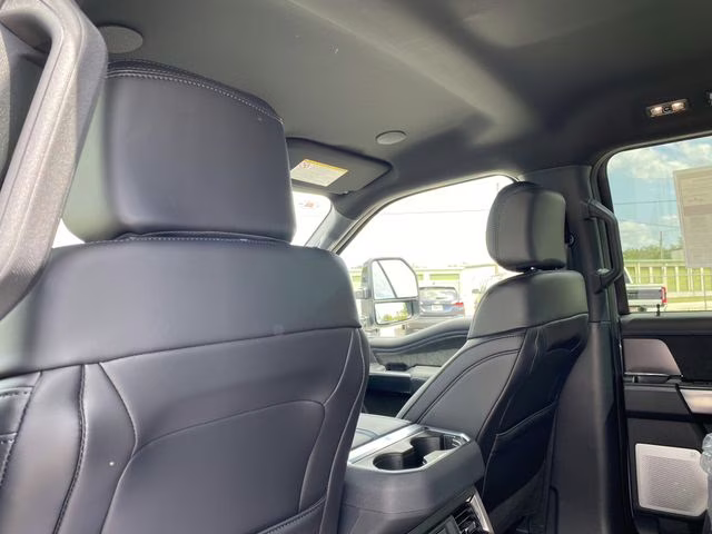 2026 Glacier Gray Metallic Tri-Coat Ford Super Duty F-250 SRW Platinum 4X4 Truck