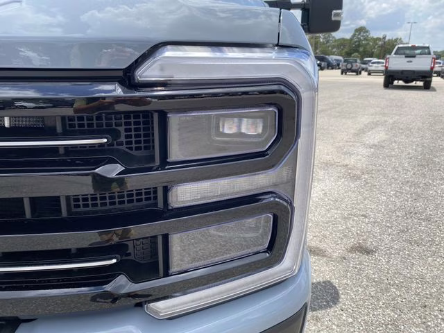 2026 Glacier Gray Metallic Tri-Coat Ford Super Duty F-250 SRW Platinum 4X4 Truck