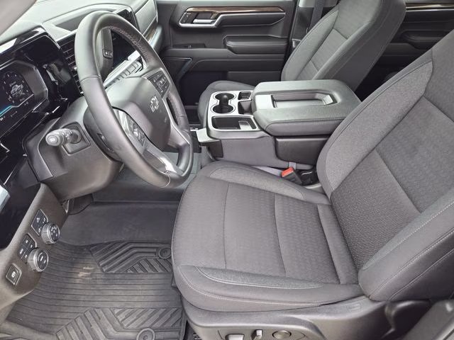 2024 Summit White Chevrolet Silverado 1500 RST 4X4 Truck