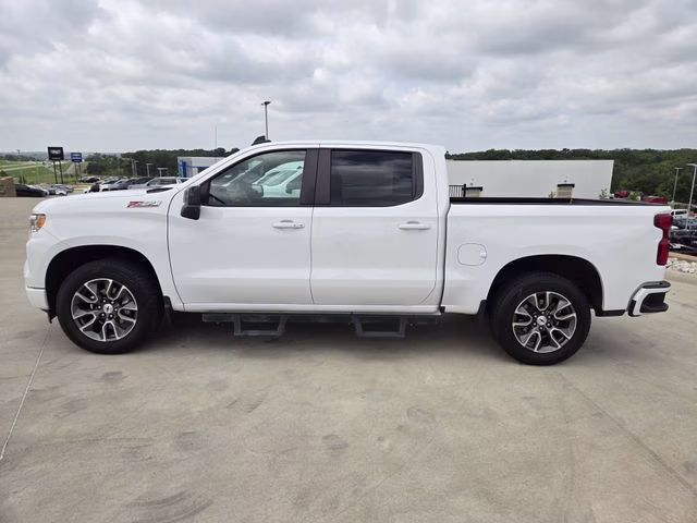 2024 Summit White Chevrolet Silverado 1500 RST 4X4 Truck