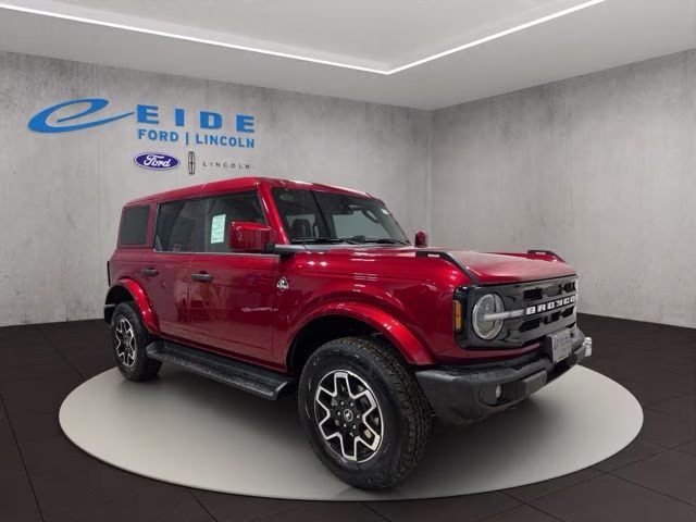 2026 Ford Bronco Outer Banks 4x4's photo