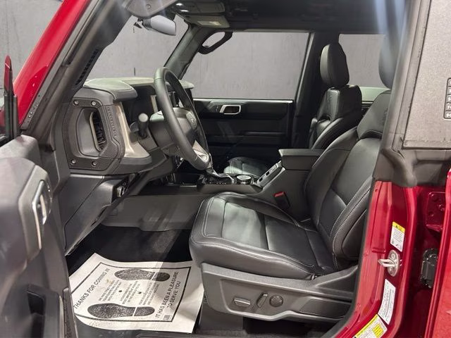 2026 Ruby Red Metallic Tinted Clearcoat Ford Bronco Outer Banks 4X4 SUV