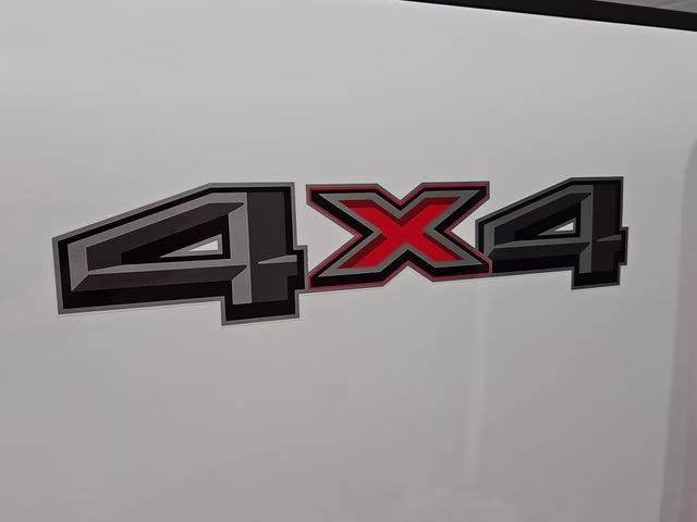 2026 Oxford White Ford Super Duty F-250 SRW XLT 4X4 Truck