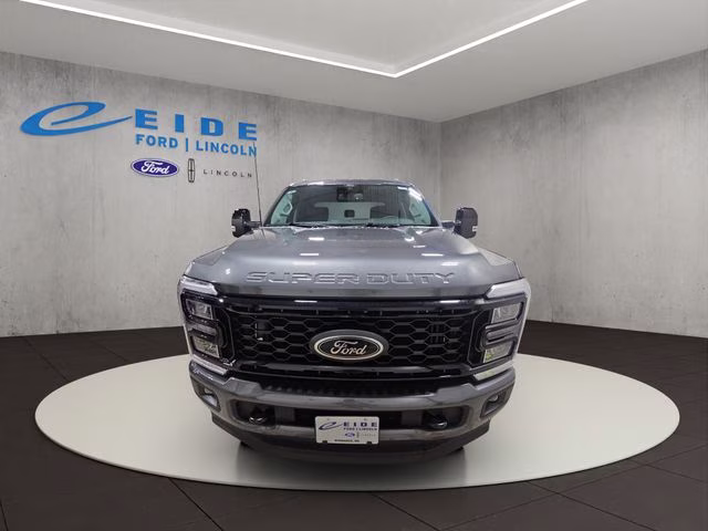 2026 Carbonized Gray Metallic Ford Super Duty F-250 SRW Lariat Black Appearance 4X4 Truck