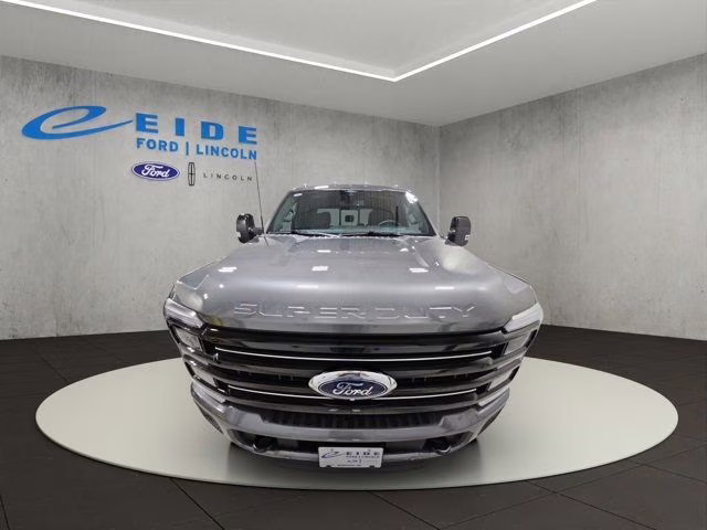 2026 Carbonized Gray Metallic Ford Super Duty F-350 SRW Platinum 4X4 Truck
