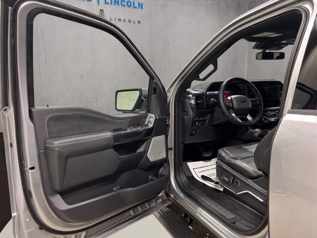 2026 Iconic Silver Metallic Ford F-150 Platinum 4X4 Truck