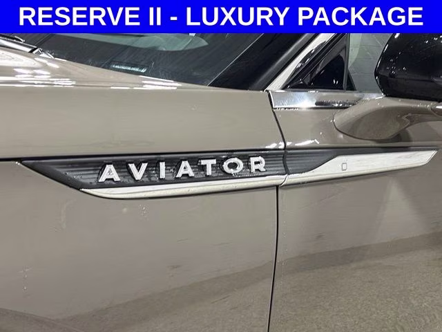 2026 Harbor Gray Clearcoat Lincoln Aviator Reserve AWD SUV