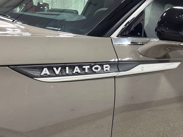 2026 Harbor Gray Clearcoat Lincoln Aviator Reserve AWD SUV