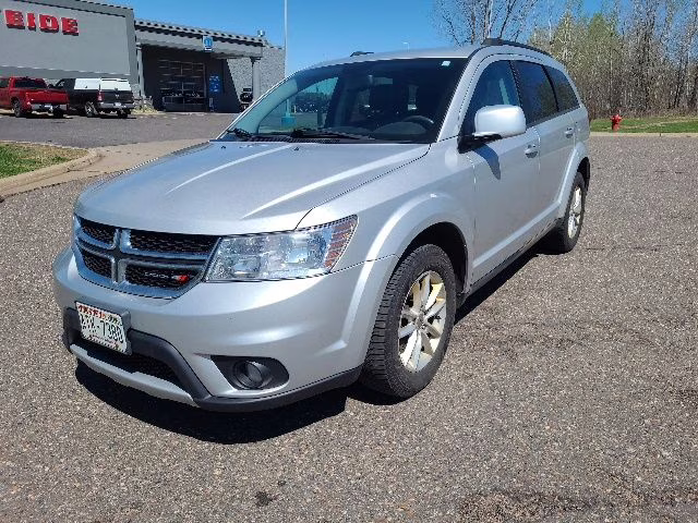 2014 Bright Silver Clearcoat Metallic Dodge Journey SXT AWD SUV