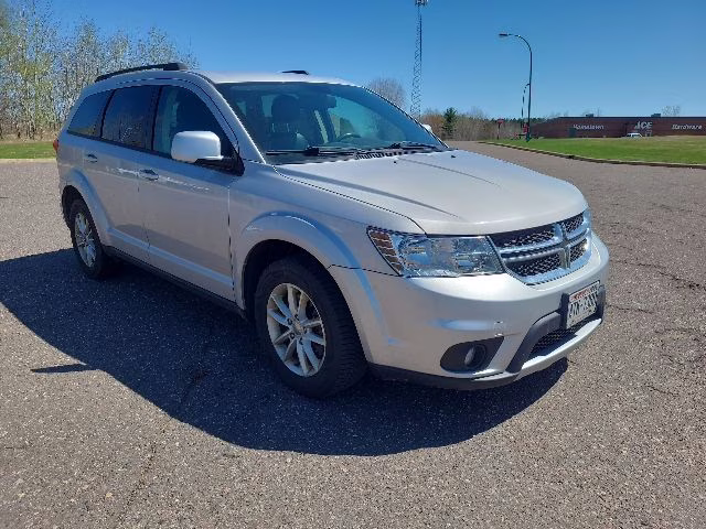 2014 Bright Silver Clearcoat Metallic Dodge Journey SXT AWD SUV