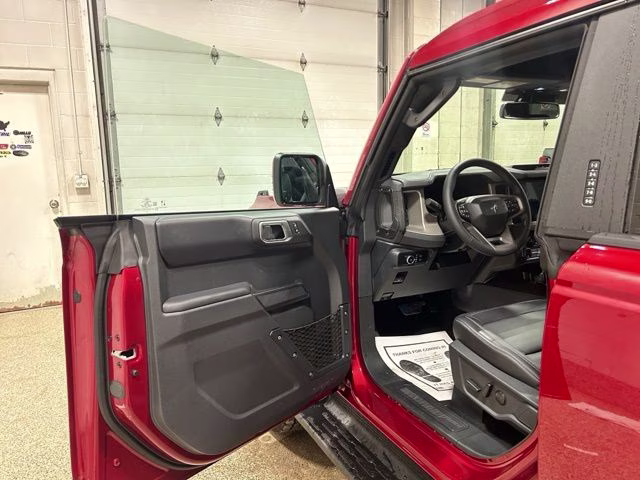 2026 Ruby Red Metallic Tinted Clearcoat Ford Bronco Outer Banks 4X4 SUV