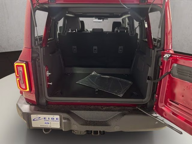 2026 Ruby Red Metallic Tinted Clearcoat Ford Bronco Outer Banks 4X4 SUV