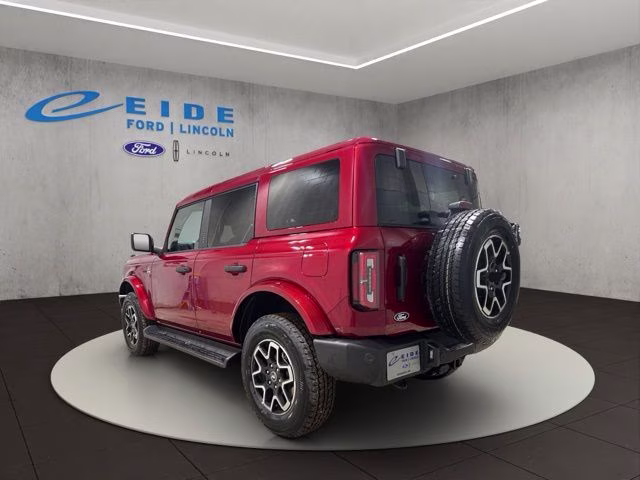 2026 Ruby Red Metallic Tinted Clearcoat Ford Bronco Outer Banks 4X4 SUV