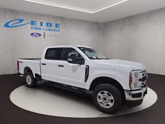 2026 Oxford White Ford Super Duty F-250 SRW XLT 4X4 Truck