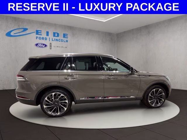 2026 Harbor Gray Clearcoat Lincoln Aviator Reserve AWD SUV