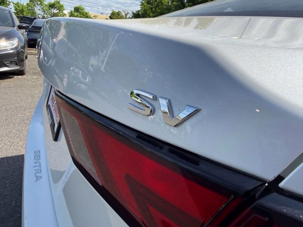 2020 Aspen White Tricoat Nissan Sentra SV FWD Sedan