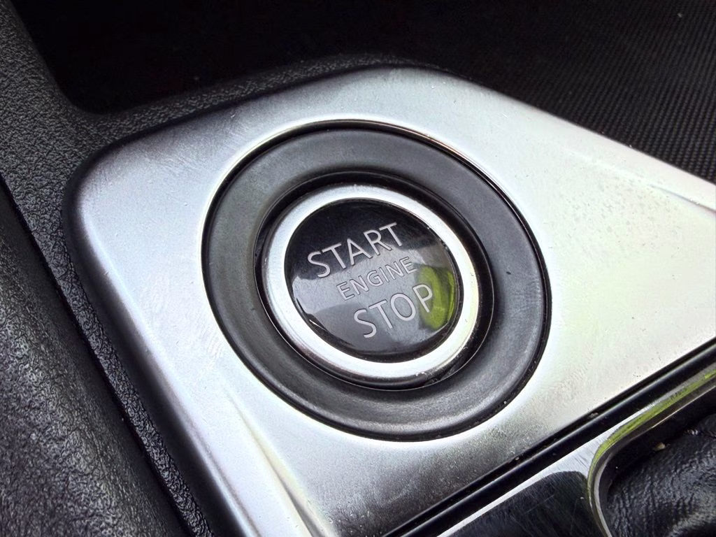 2020 Aspen White Tricoat Nissan Sentra SV FWD Sedan