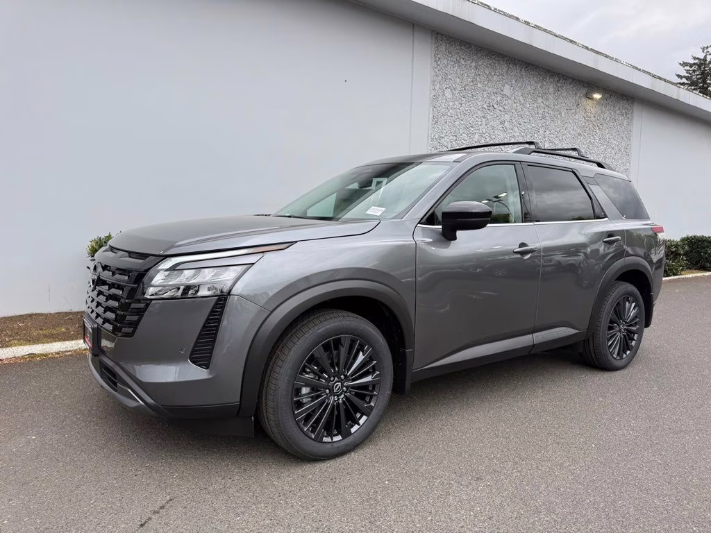 2026 Gun Metallic Nissan Pathfinder SL 4X4 SUV