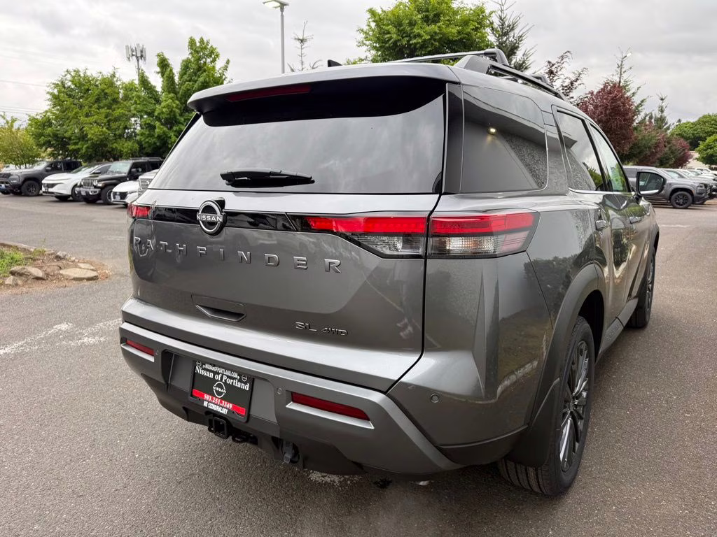 2026 Gun Metallic Nissan Pathfinder SL 4X4 SUV
