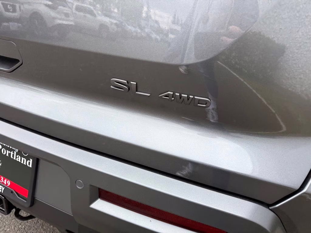 2026 Gun Metallic Nissan Pathfinder SL 4X4 SUV