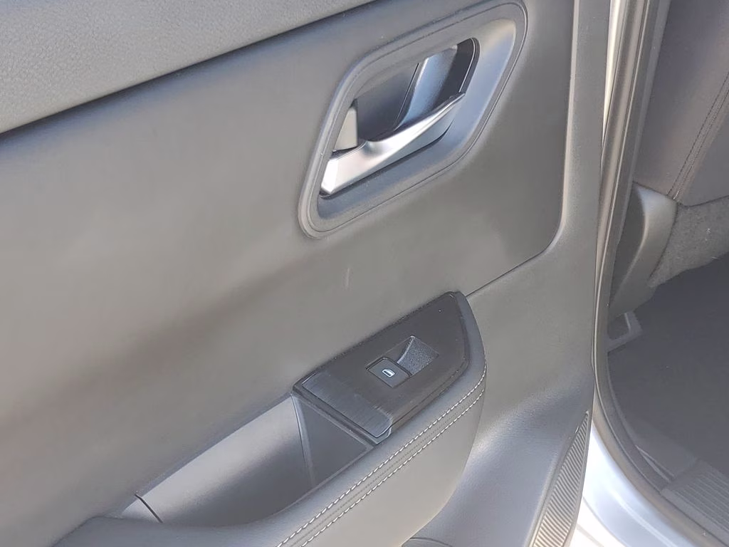 2024 Brilliant Silver Metallic Nissan Rogue SV FWD SUV