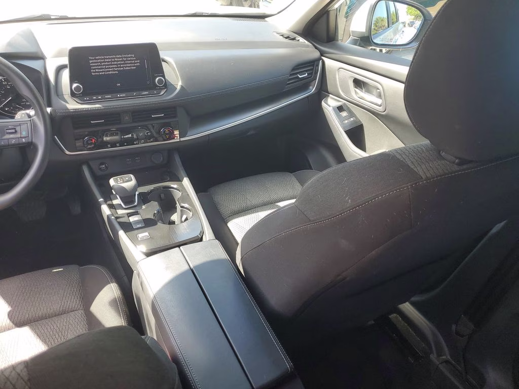 2024 Brilliant Silver Metallic Nissan Rogue SV FWD SUV