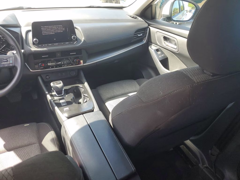 2024 Brilliant Silver Metallic Nissan Rogue SV FWD SUV