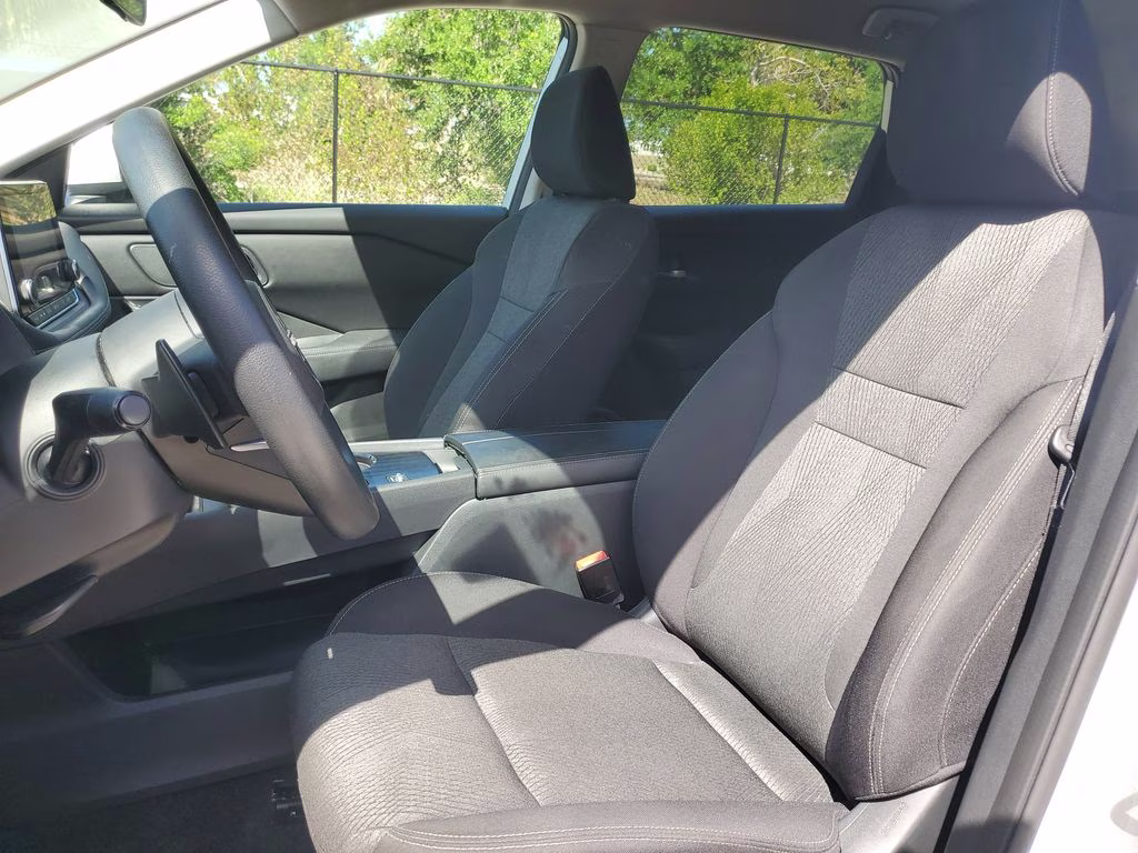 2024 Brilliant Silver Metallic Nissan Rogue SV FWD SUV