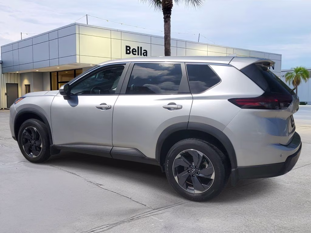 2024 Brilliant Silver Metallic Nissan Rogue SV FWD SUV