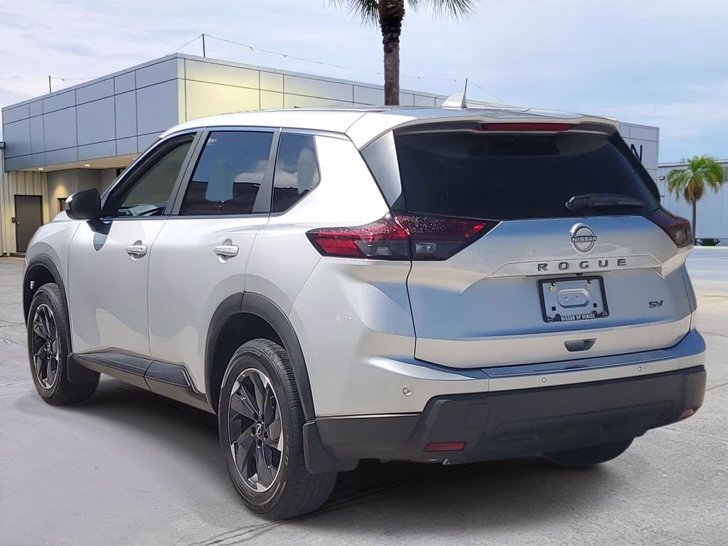 2024 Brilliant Silver Metallic Nissan Rogue SV FWD SUV